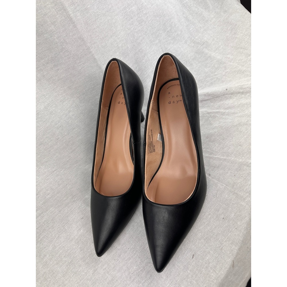 A New Day Womens Black Pointed Toe Pumps Memory Foam Stiletto Heels 9.5 - Picture 2 of 8